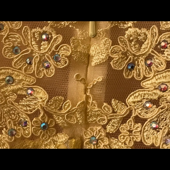 Aspeed Design_Beautiful Flower Gown_New_ Small - Picture 5 of 12